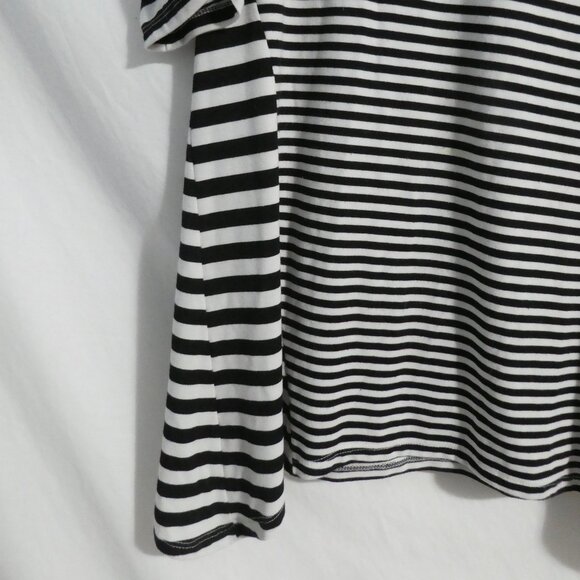 SOUTHERN LADY | medium | Striped Black and White Shirt - Picture 6 of 16